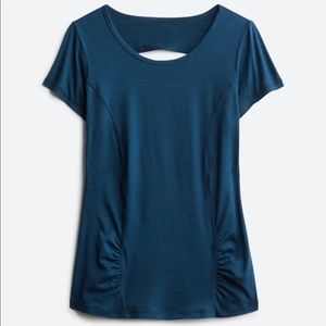 GAIAM
Energy Performance Tee